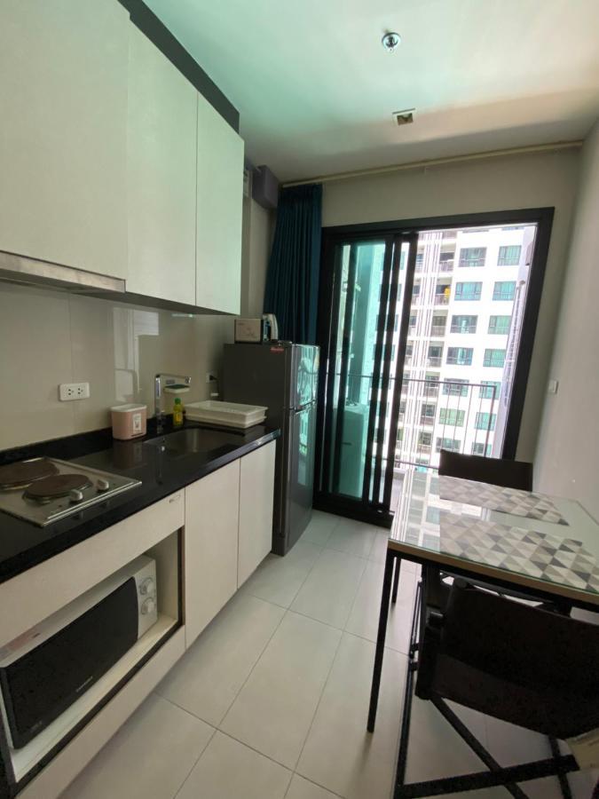 Apartamento The Base In Pattaya Exterior foto
