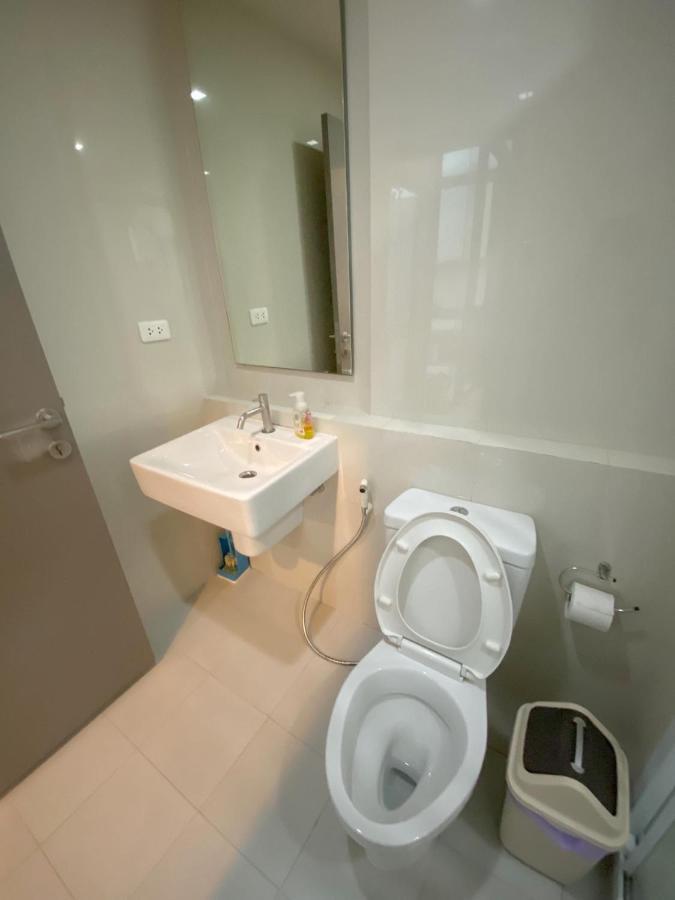 Apartamento The Base In Pattaya Exterior foto